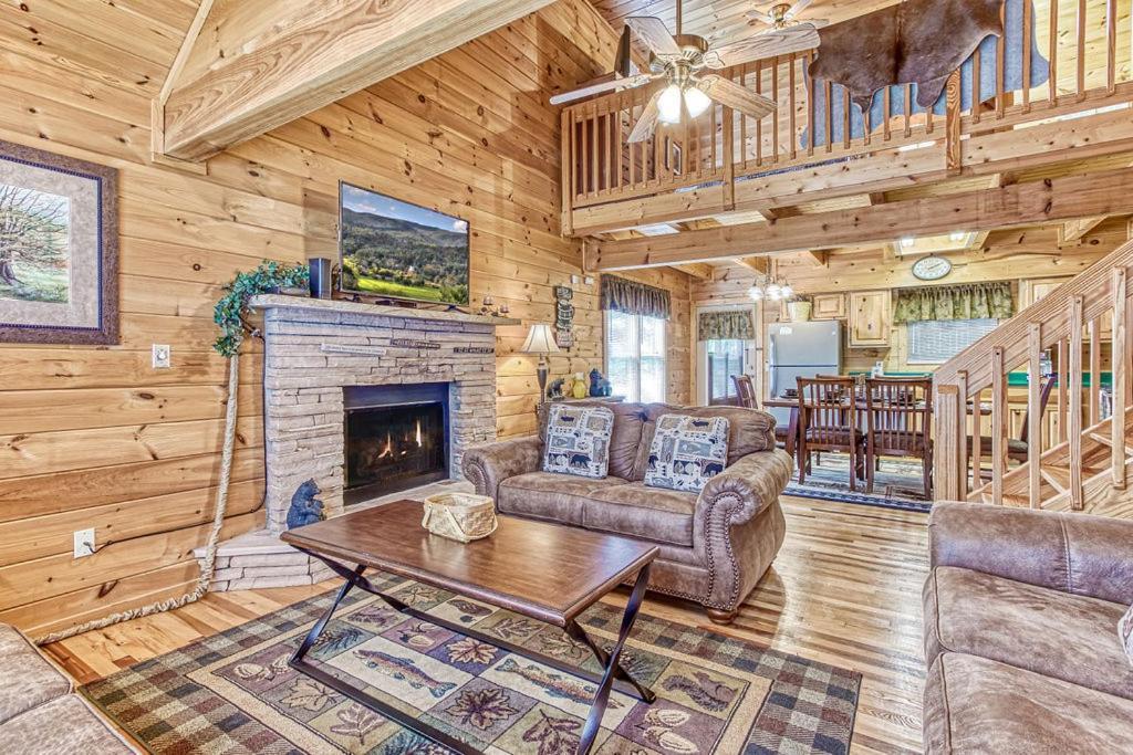 Smoky Mountain Gem Villa Gatlinburg Exterior foto